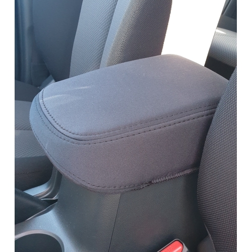 Mitsubishi Triton MQ (06/2015-08/2018) Exceed Dual Cab Ute Wetseat Seat Covers (Console Lid Cover)